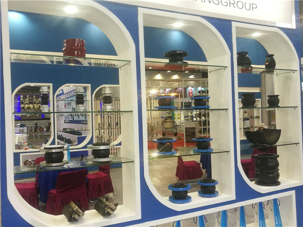 錦州同心異徑橡膠軟接頭，DN80*65，介質(zhì)液壓油