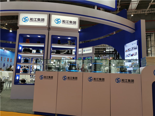 濟(jì)南碳鋼法蘭DN250橡膠補(bǔ)償器 濟(jì)南碳鋼法蘭DN250橡膠補(bǔ)償器